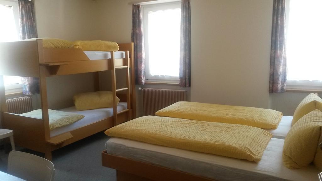 Hotel Raetia Tiefencastel Luaran gambar