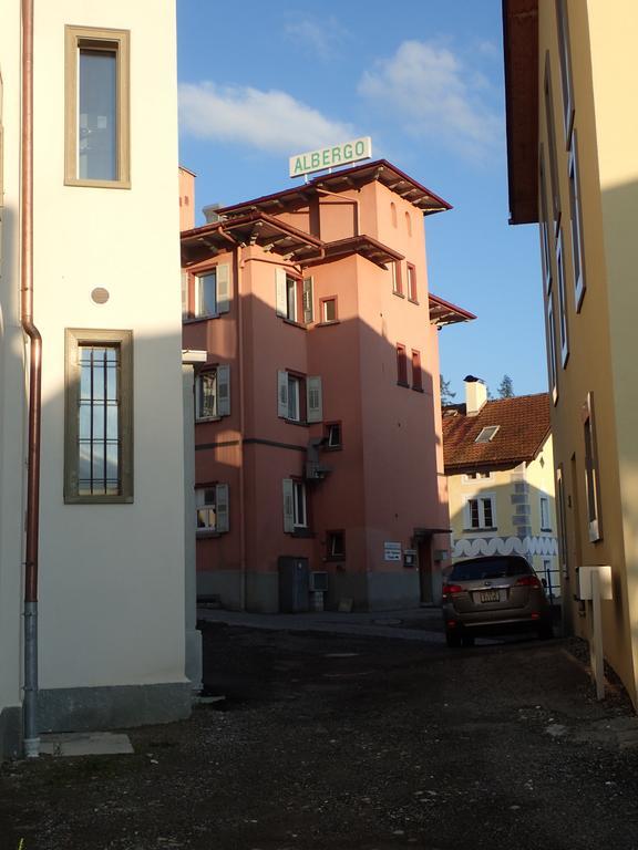 Hotel Raetia Tiefencastel Luaran gambar