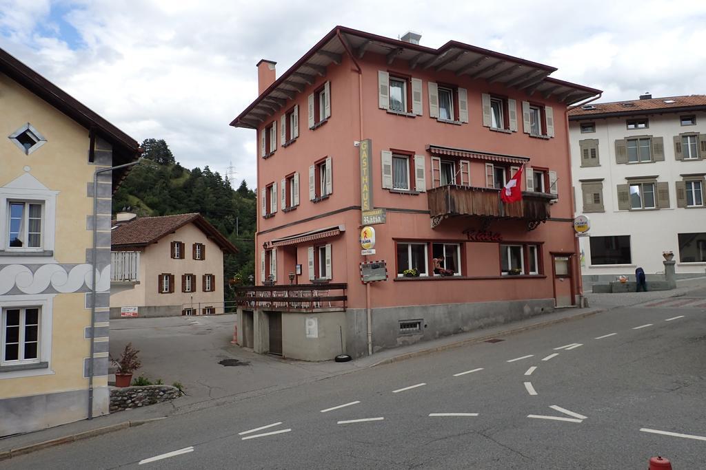 Hotel Raetia Tiefencastel Luaran gambar