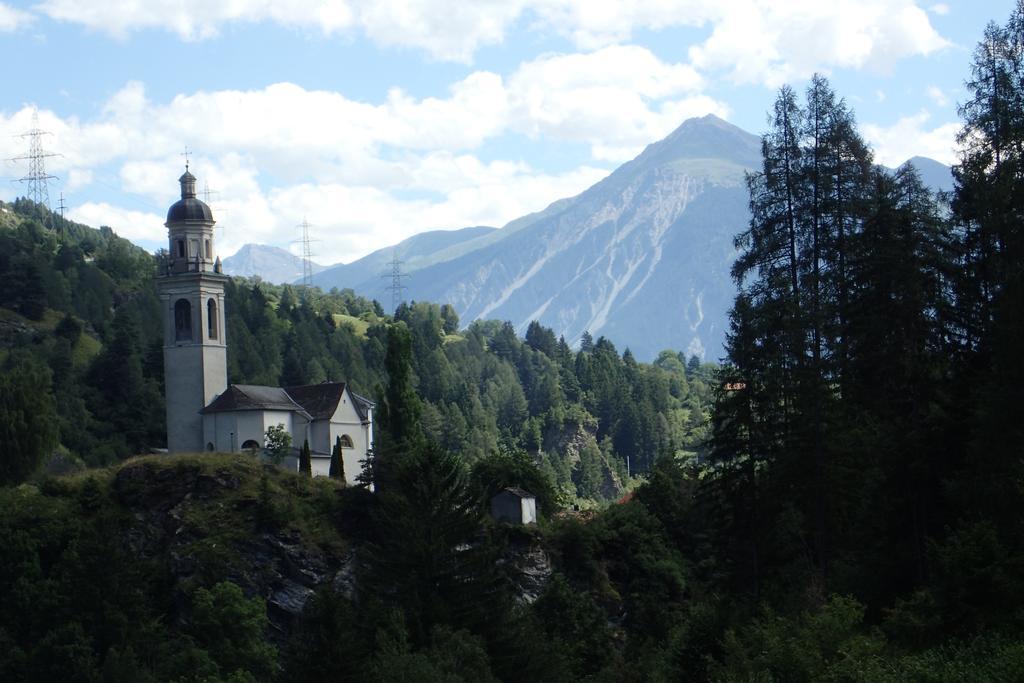 Hotel Raetia Tiefencastel Luaran gambar
